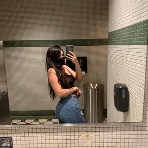 Meet your Posher, Harley